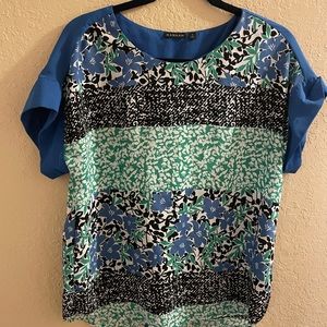 ⭐️Stylish women’s shirt